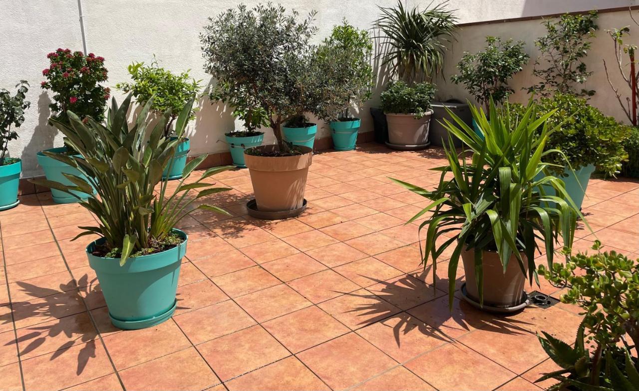 Figueres Center Apartment Exterior foto